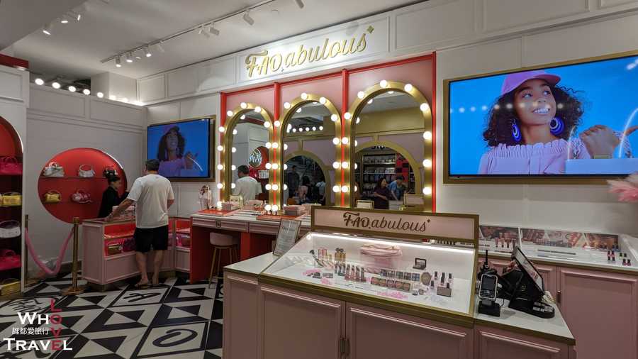 23 new york FAO Schwarz