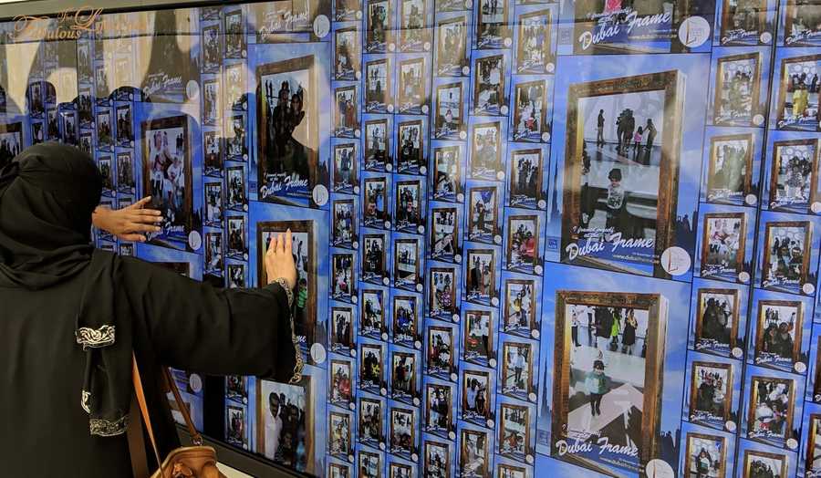 20 dubai frame