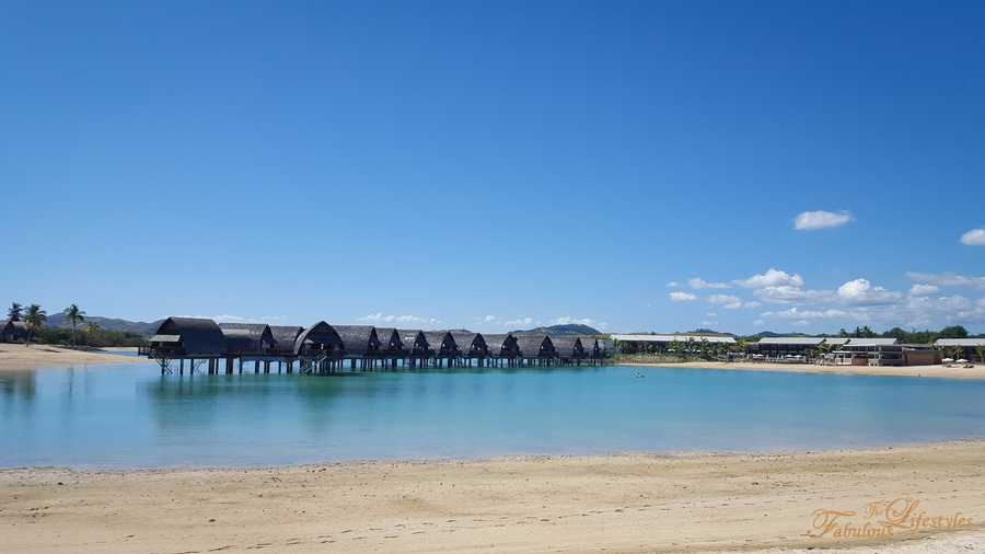 24 fiji marriott duplex lagoon front