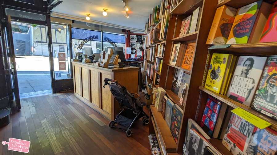26 san francisco city lights bookstore